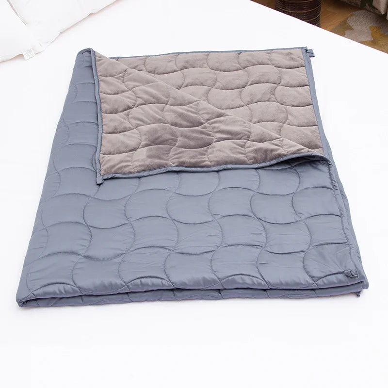 Plush Grey Fleece Weighted Blanket for Cozy Comfort