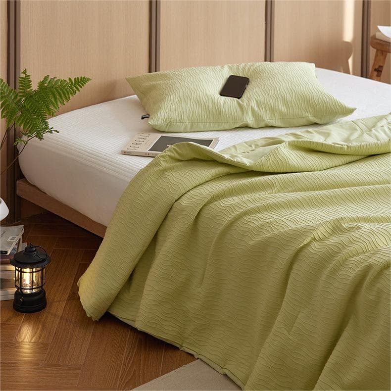 Corrugated yarn air-conditioning quilt washable summer cooling quilt three-piece set,C004