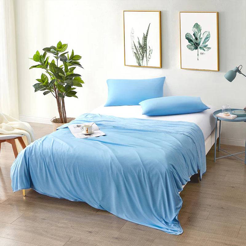 Blue Stripe Cooling Blanket ＆ Blue Pillowcase Bundle