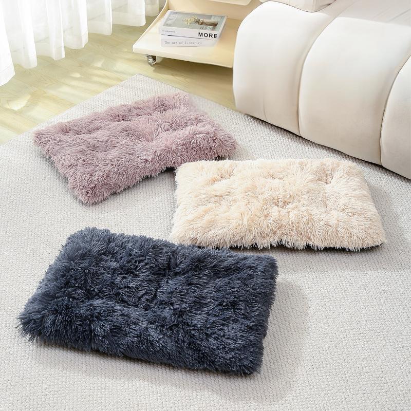 Pet Mat Plush Winter Warm Sleeping Pet Mat