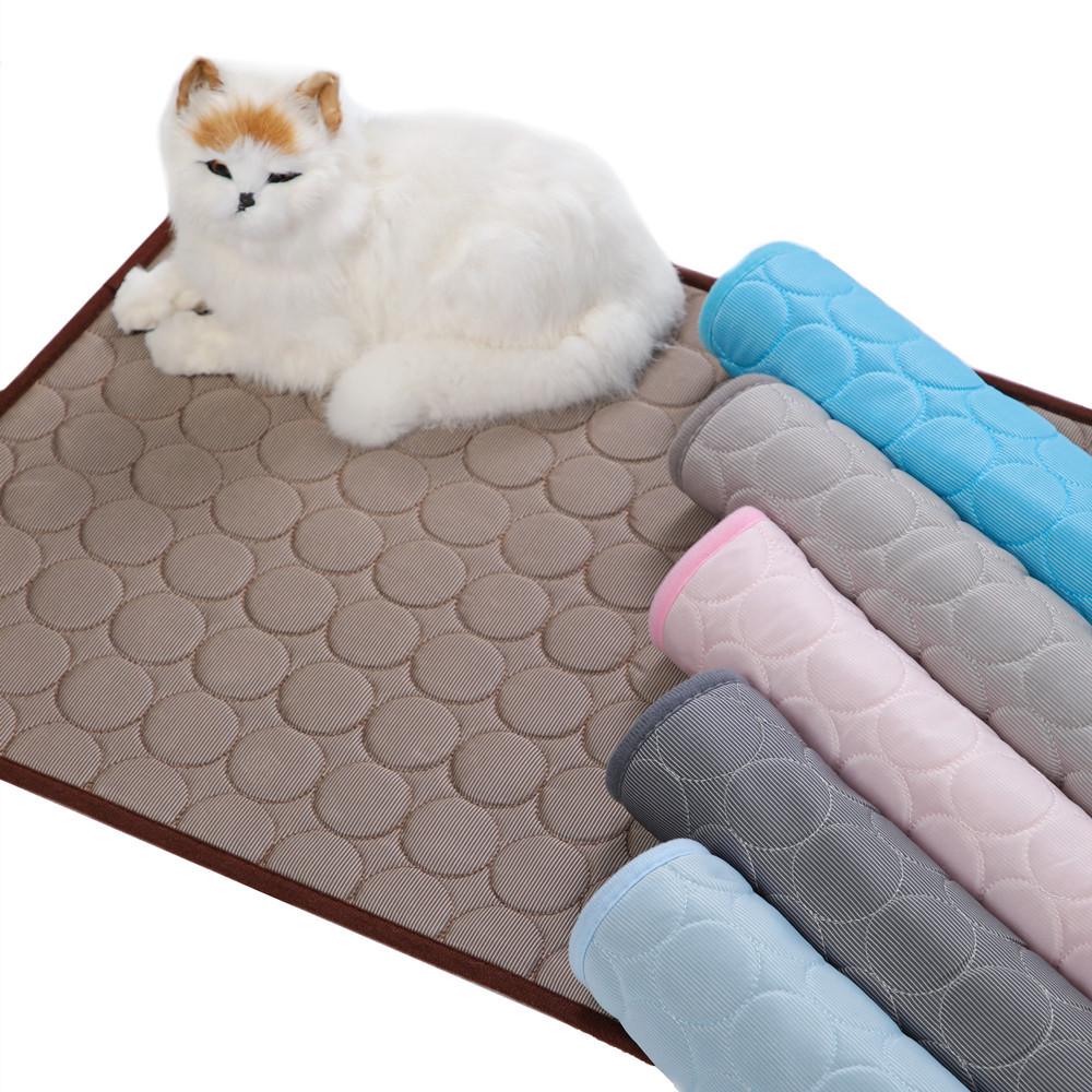 Cooling Mat, Pet Cooling Pad for Dogs Cats Breathable Ice Silk Self Cooling Pet Bed Washable Comfort Pad Blanket Sleep Mat