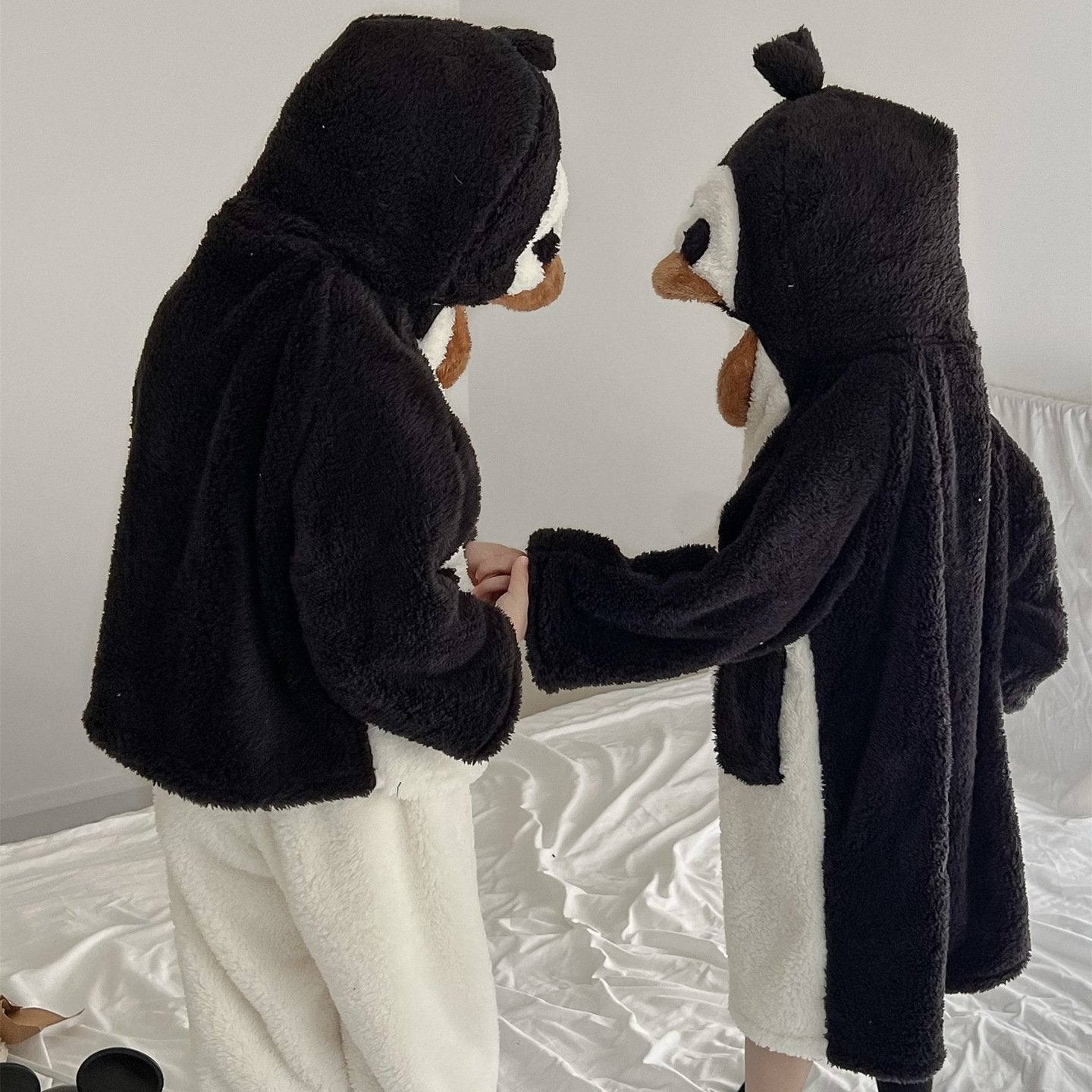 Winter Thickened Pajamas Two-piece Set Cartoon Penguin Shape Double-sided Flannel Home Clothes