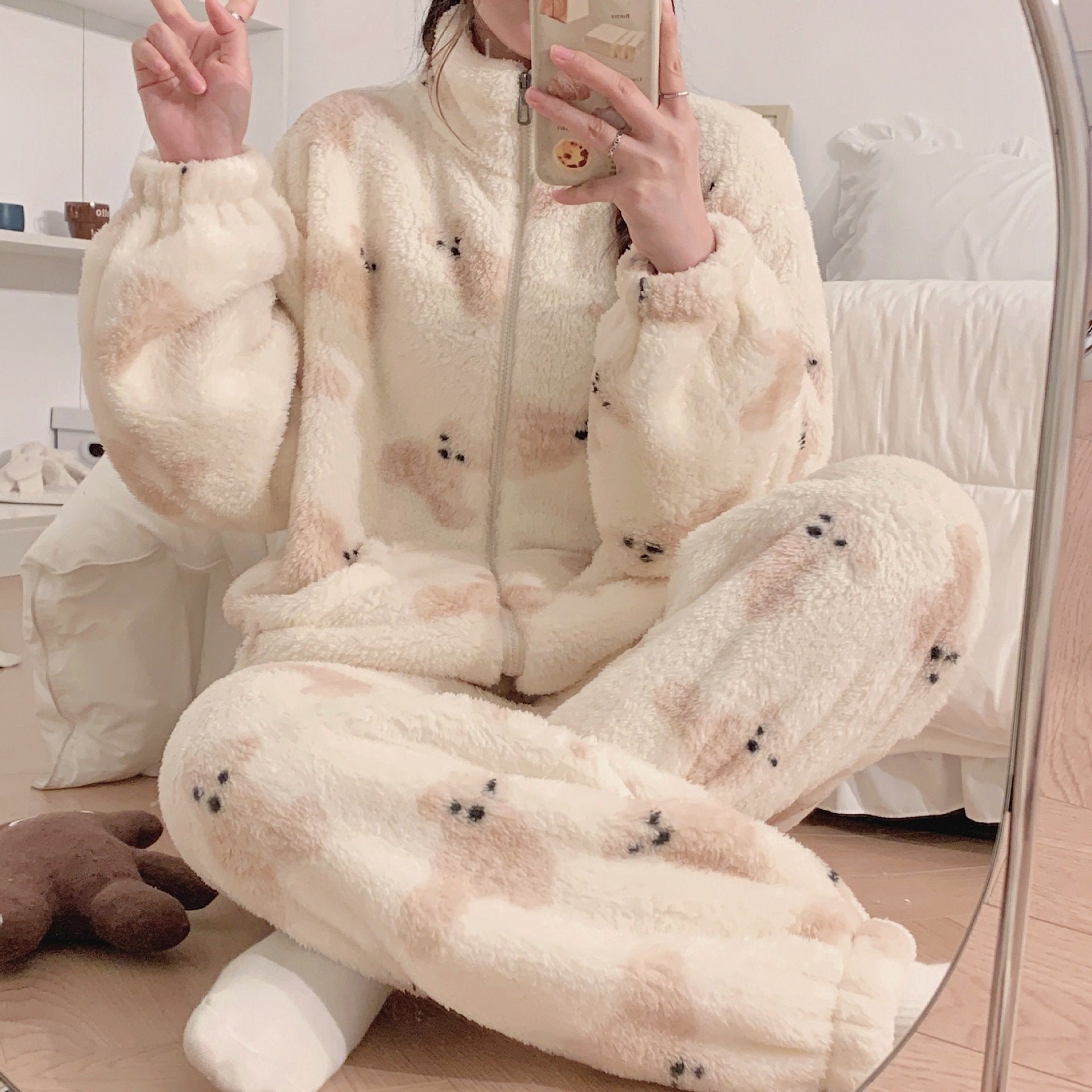 Furry Bear Coral Fleece Pajamas Home Wear Set